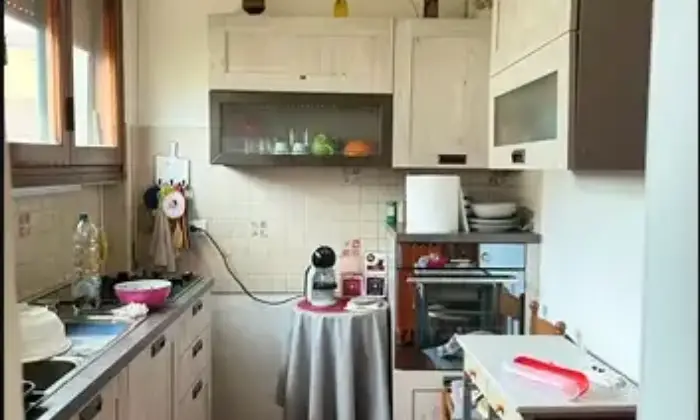 Rexer-Massa-e-Cozzile-Bellissima-porzione-di-villa-a-Margine-CopertaTraversagna-frazione-di-Massa-e-Cozzile-PT-Cucina