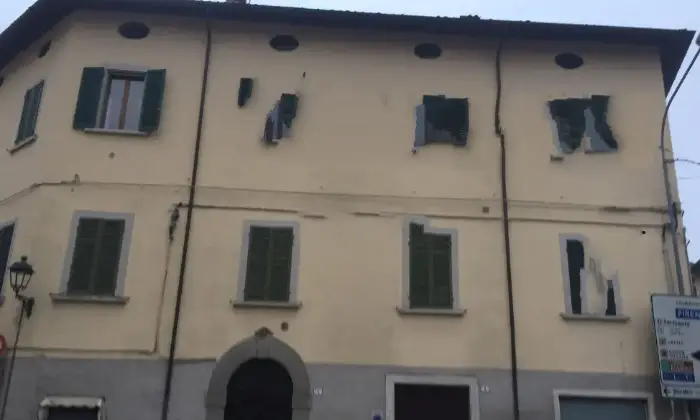 Rexer-Rocca-San-Casciano-Vendesi-Attico-in-piazza-Tassinari-Rocca-San-Casciano-Garage
