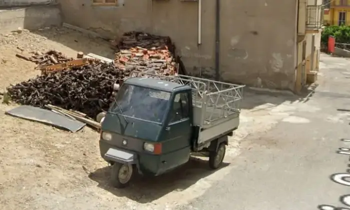 Rexer-Crotone-Casa-con-terreno-edile-affiancatoCROTONE-KR-Altro