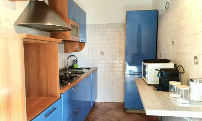 Rexer-Tempio-Pausania-Splendida-villetta-con-grande-frutteto-Cucina