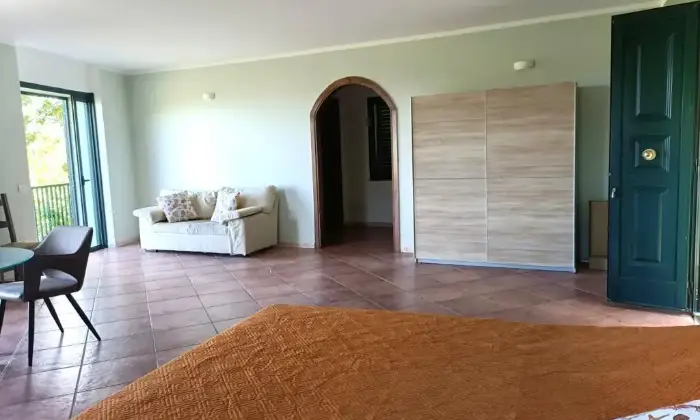 Rexer-Tempio-Pausania-Splendida-villetta-con-grande-frutteto-Altro