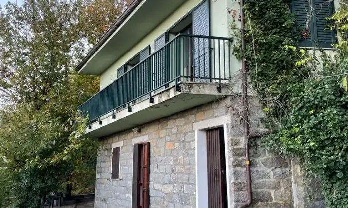 Rexer-Tempio-Pausania-Splendida-villetta-con-grande-frutteto-Giardino