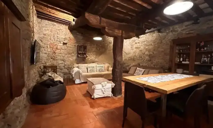 Rexer-Magione-La-Casa-nelle-Mura-Salone