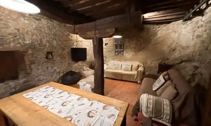 Rexer-Magione-La-Casa-nelle-Mura-Salone