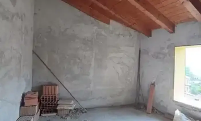 Rexer-Alto-Vendesi-rustico-da-ultimare-terreno-ad-Alto-CN-Altro