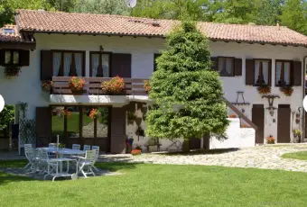 Rexer-Arona-Casalecascina-in-vendita-in-regione-cantarana-Arona-Giardino