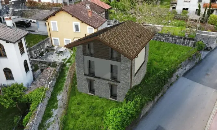 Rexer-Colico-Vendesi-Rustico-via-Asilo-Colico-Piano-Colico-Giardino