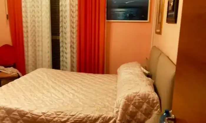 Rexer-Alessandria-Vendesi-bilocale-in-via-vescovado-ad-Alessandria-AL-CameraDaLetto