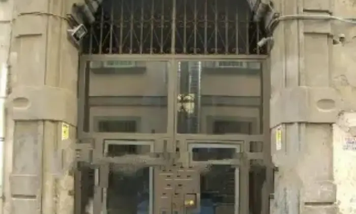 Rexer-Napoli-Quadrilocale-Vico-Lungo-del-Gelso-Monte-Santo-Napoli-Cantina