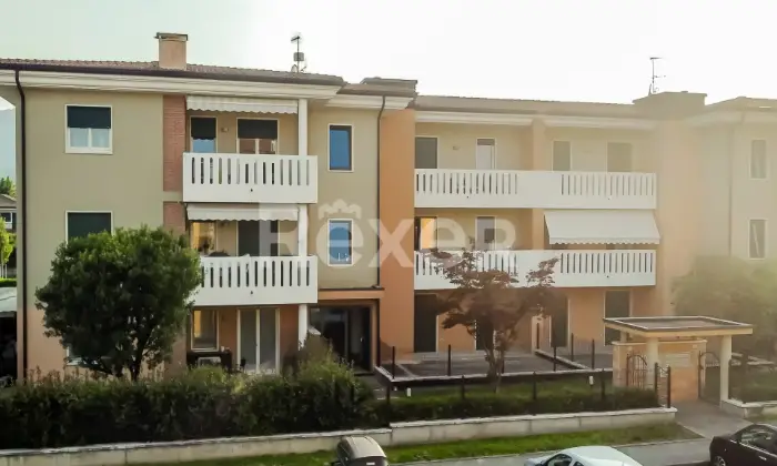 Rexer-Malo-Appartamento-bicamere-a-Malo-FACCIATA