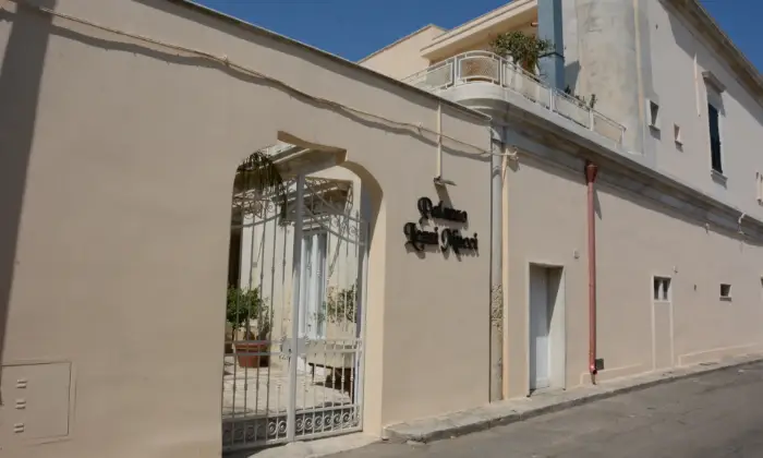Rexer-Guagnano-PALAZZO-MARCHESALE-MUCCI-Altro