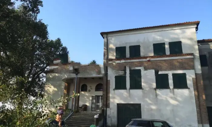 Rexer-Jolanda-di-Savoia-Casale-via-Cisi-Jolanda-di-Savoia-Giardino