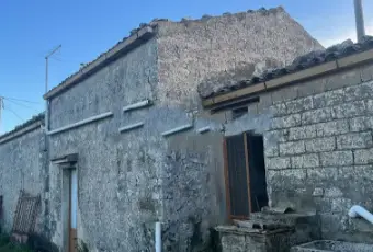 Rexer-Modica-Propriet-rustica-in-vendita-in-contrada-bosco-cavetteModica-Garage