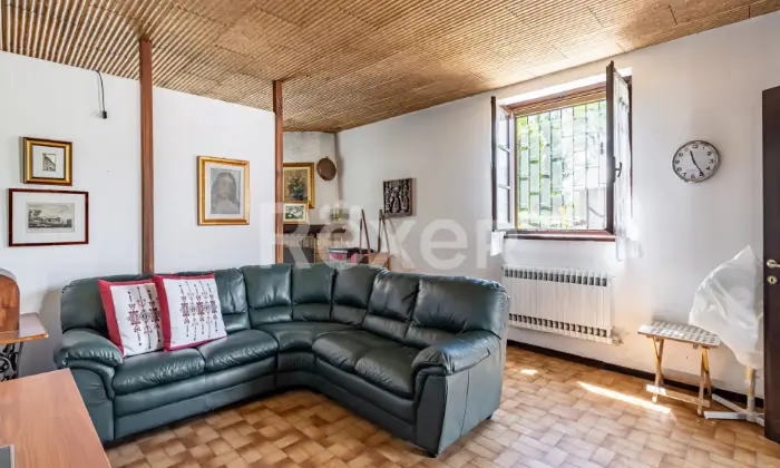 Rexer-Rovetta-Villa-Bifamiliare-immersa-nel-Verde-a-Rovetta-SALONE