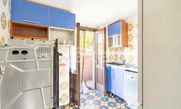 Rexer-Rovetta-Villa-Bifamiliare-immersa-nel-Verde-a-Rovetta-CUCINA
