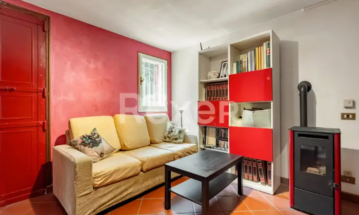Rexer-Badia-Polesine-Casa-indipendente-con-giardino-SALONE