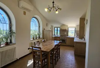 Rexer-Treia-Villa-con-piscina-in-vendita-a-Treia-Marche-Italy-Altro