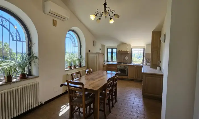 Rexer-Treia-Villa-con-piscina-in-vendita-a-Treia-Marche-Italy-Altro