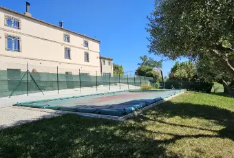 Rexer-Treia-Villa-con-piscina-in-vendita-a-Treia-Marche-Italy-Giardino
