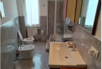 Rexer-Genova-Vendesi-appartamento-in-Via-Michele-Erede-a-Genova-Bagno