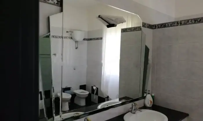 Rexer-Ostuni-Villa-bifamiliare-in-vendita-in-Contrada-San-Salvatore-ad-Ostuni-Bagno