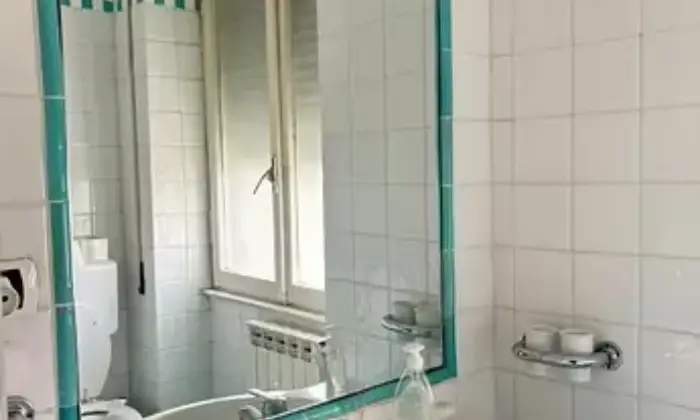 Rexer-Tivoli-Appartamento-ristrutturato-posizione-centrale-Bagno