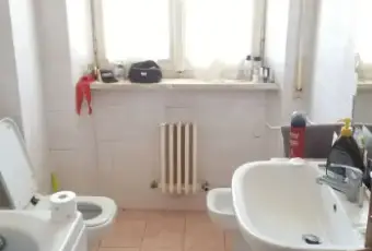 Rexer-Fermo-Vendesi-appartamento-in-viale-Medaglie-DOro-a-Fermo-Bagno
