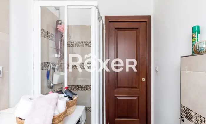 Rexer-NICHELINO-Nichelino-zona-Juvarra-Bilocale-da-reddito-in-ottimo-stato-interno-CameraDaLetto