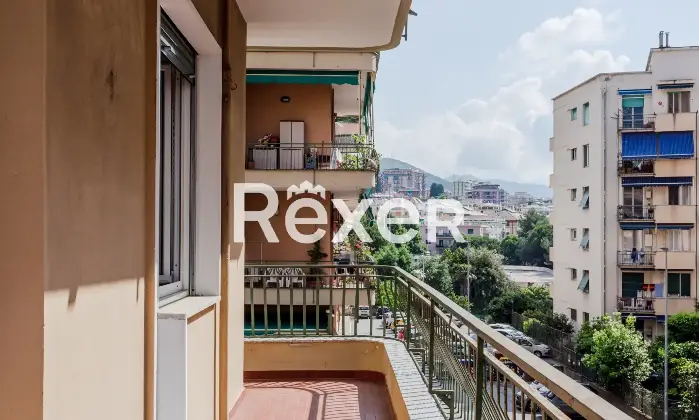 Rexer-Genova-Appartamento-mq-in-contesto-privato-Terrazzo