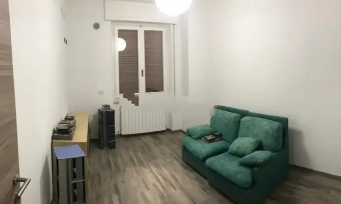 Rexer-Archi-Vendesi-appartamento-in-via-Nazionale-Archi-Altro