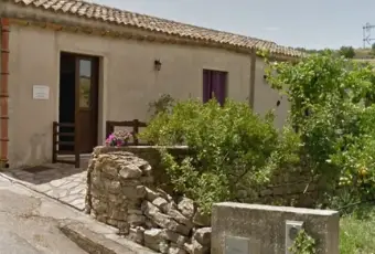 Rexer-Buseto-Palizzolo-VENDESI-BELLISSIMA-CASA-CON-GIARDINO-A-BUSETO-PALIZZOLO-TRAPANI-Terrazzo