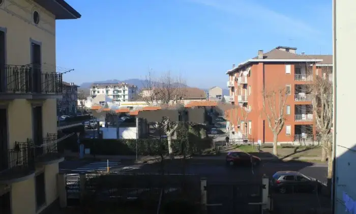 Rexer-Arquata-Scrivia-Vendesi-appartamento-in-Via-Roma-Centro-Arquata-Scrivia-Giardino