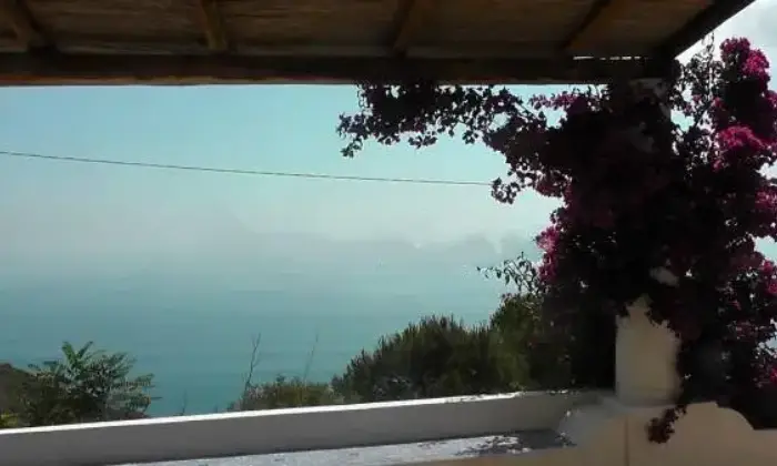 Rexer-Lipari-Villa-unifamiliare-Strada-Comunale-Val-di-Chiesa-a-Lipari-Terrazzo