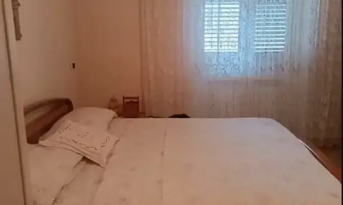 Rexer-Campobasso-Vendesi-appartamento-Campobasso-via-De-Attellis-CameraDaLetto