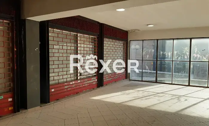 Rexer-Roma-Ex-filiale-bancaria-superficie-complessiva-mq-Altro