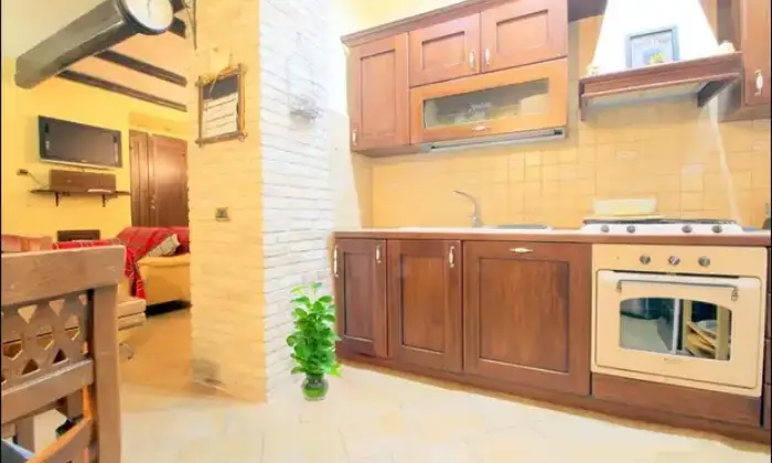 Rexer-Volturino-Casa-in-vendita-in-via-Francesco-Petrarca-a-Volturino-Cucina
