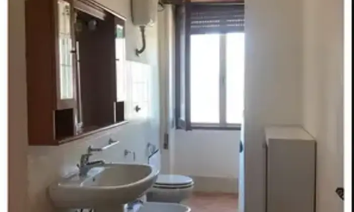 Rexer-Burcei-Trilocale-in-vendita-in-via-delle-Ciliegie-a-Burcei-Bagno