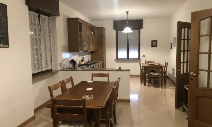 Rexer-Voghera-Villa-unifamiliare-in-vendita-in-Strada-Montrucco-a-Voghera-Cucina