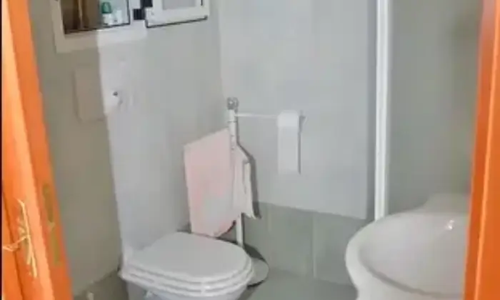 Rexer-Minervino-Murge-Vendesi-appartamento-in-Via-San-Giovanni-a-Minervino-Murge-Bagno