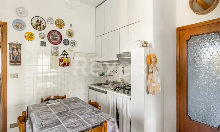 Rexer-Monte-Cerignone-Appartamento-Spazioso-a-Monte-Cerignone-CUCINA