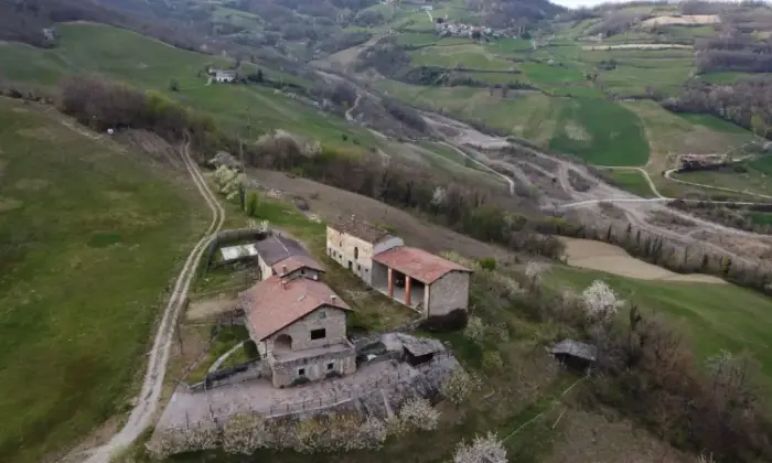 Rexer-Bettola-Vendo-rustico-colline-val-nere-Piacenza-Terrazzo