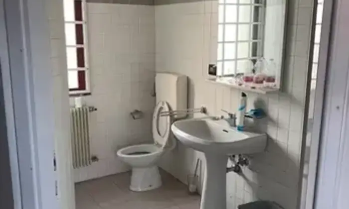 Rexer-Zoppola-Vendesi-Locale-commerciale-terreno-edificabile-a-Zoppola-Bagno