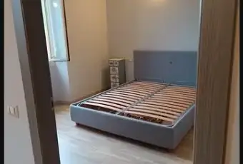 Rexer-Luino-Appartamento-in-Via-Creva-Luino-CAMERA-DA-LETTO