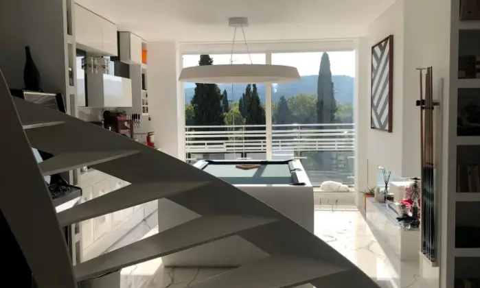 Rexer-Arezzo-LUSSUOSO-ATTICO-APPENA-RISTRUTTURATO-Salone