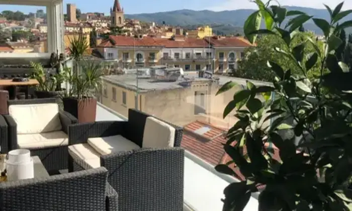 Rexer-Arezzo-LUSSUOSO-ATTICO-APPENA-RISTRUTTURATO-Terrazzo