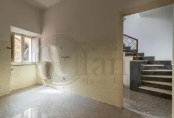 Rexer-Priverno-CASA-INDIPENDENTE-con-caratteristiche-difficile-trovare-in-centro-storico-Altro
