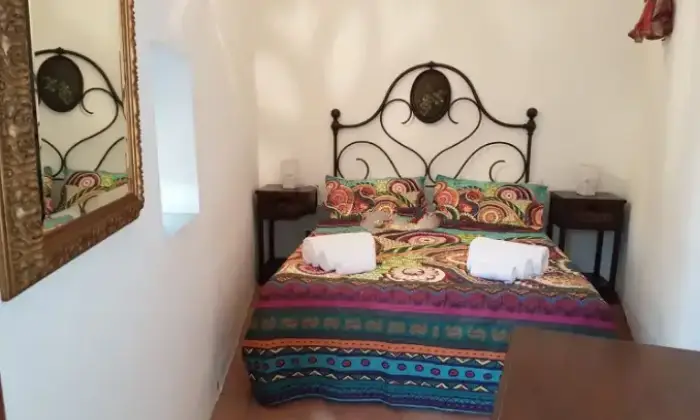 Rexer-Pitigliano-Casa-di-paese-in-vendita-in-via-VignoliPitigliano-CameraDaLetto