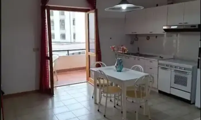 Rexer-Scalea-Vendesi-appartamento-in-Via-Panoramica-a-Scalea-Cucina