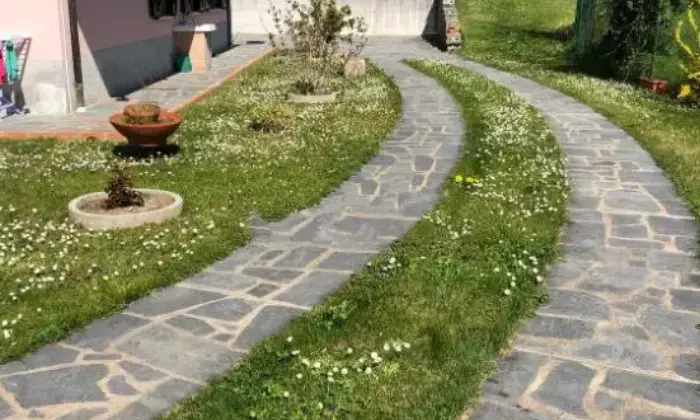 Rexer-Tresana-Vendesi-casa-in-localit-Villa-Tresana-GIARDINO