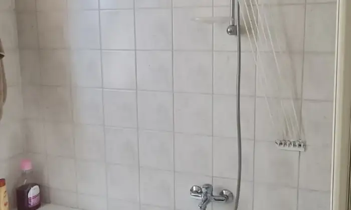 Rexer-Rimini-Grazioso-Bi-Locale-per-persone-a-Rimini-Bagno